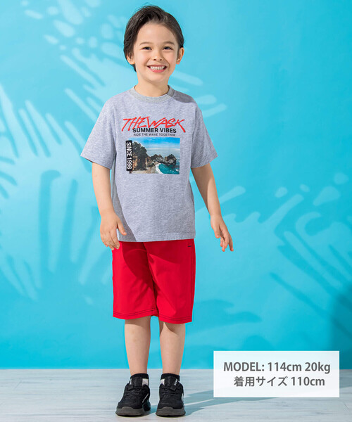 WASK（ワスク）の「【接触冷感】海フォトプリントロゴ天竺Tシャツ(100~160cm)（Tシャツ/カットソー・キッズ・グレー/ネイビー・110cm/130cm/150cm/120cm/140cm/160cm/100cm）」の3枚目の写真