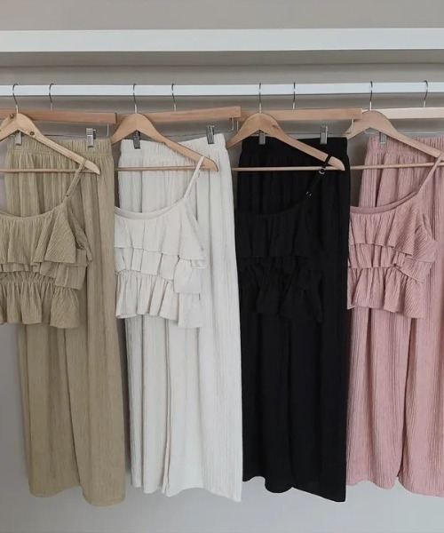 deux amour（ドゥーザムール）の「プリーツ加工ティアードキャミ＋ワイドパンツセットアップ（その他パンツ・レディース・ホワイト/ピンク/ベージュ/ブラック・FREE）」の14枚目の写真