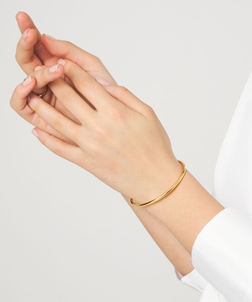 green label relaxing(グリーンレーベルリラクシング)の「<HARPIE> PHOEBE バングル(バングル/リストバンド・レディース・ゴールド/シルバー・FREE)」の4枚目の写真