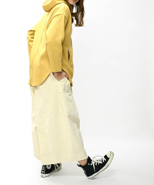 MARAI（マーライ）の「コーデュロイ フレアワイドパンツ（その他パンツ・レディース・ホワイト/グレー/ブラック/ベージュ/ブラウン・FREE）」の10枚目の写真