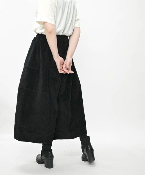 MARAI（マーライ）の「コーデュロイ フレアワイドパンツ（その他パンツ・レディース・ホワイト/グレー/ブラック/ベージュ/ブラウン・FREE）」の16枚目の写真