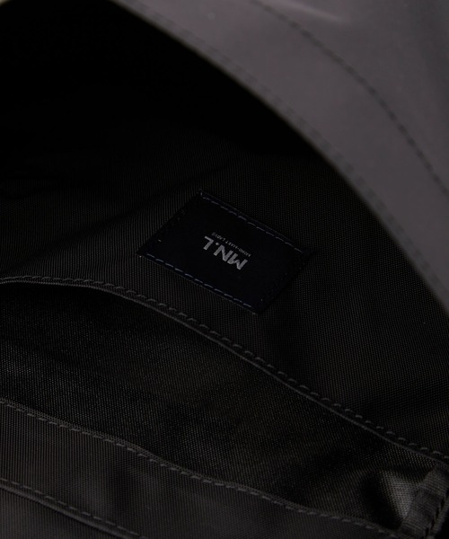 マムート　ナイロン製ブラックメッセンジャーバッグ マンハッタンポーテージ（ManhattanPortage）ナイロン