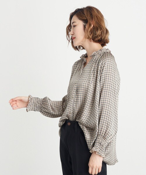 grove（グローブ）の「◆シャーリングボリュームブラウス（シャツ/ブラウス・レディース・ブラック/キャメル/チャコールグレー/オフホワイト・03/02/01/04/05）」の22枚目の写真