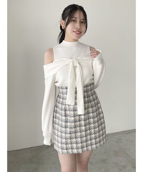 dazzlin(ダズリン)の「2WAYリボンニットプルオーバー(ニット/セーター・レディース・ブラック/オフホワイト/ブルー/レッド/ピンク/パープル/モカ・FREE)」の11枚目の写真