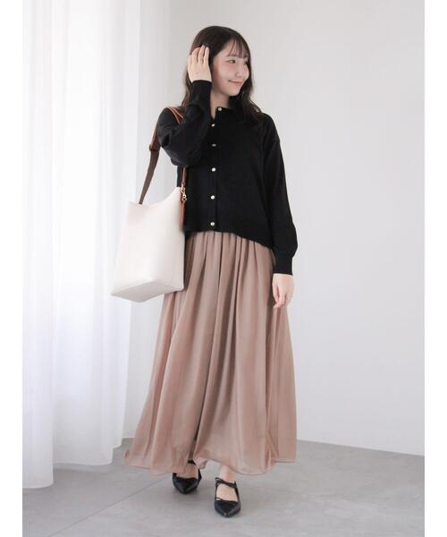 Te chichi TERRASSE(テチチテラス)の「クルーネックメタルボタンカーディガン(カーディガン/ボレロ・レディース・レッド/グリーン/ベージュ/ブラック・F)」の5枚目の写真