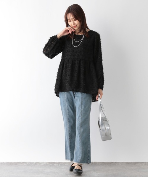 GLOBAL WORK(グローバルワーク)の「MATINEE LINE/フェザーペプラムブラウス/140514(シャツ/ブラウス・レディース・アイボリー/ブラック・MEDIUM/LARGE)」の12枚目の写真