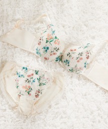 une nana cool(ウンナナクール)のMADE WITH LIBERTY FABRIC さあ、わたし レース 脇高ブラジャー(ブラジャー)