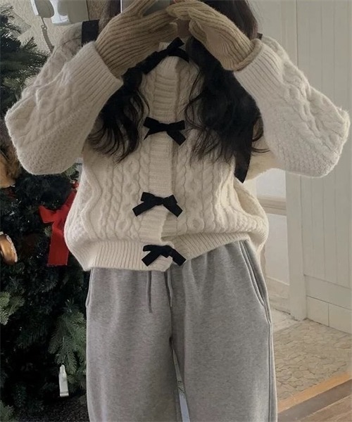 Dream garden（ドリームガーデン）の「配色リボン付きニットカーディガン（カーディガン/ボレロ・レディース・アイボリー/ブラウン/ピンク/レッド・FREE）」の12枚目の写真