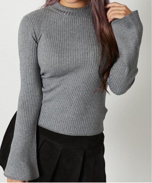GORGE（ゴージ）の「《ラメ×リブ美シルエット》レディース ハイネック ニットプルオーバー 長袖 トップス 春秋冬（ニット/セーター・レディース・ブラック/オフホワイト/グレー/ブルー/チャコール・F）」の4枚目の写真