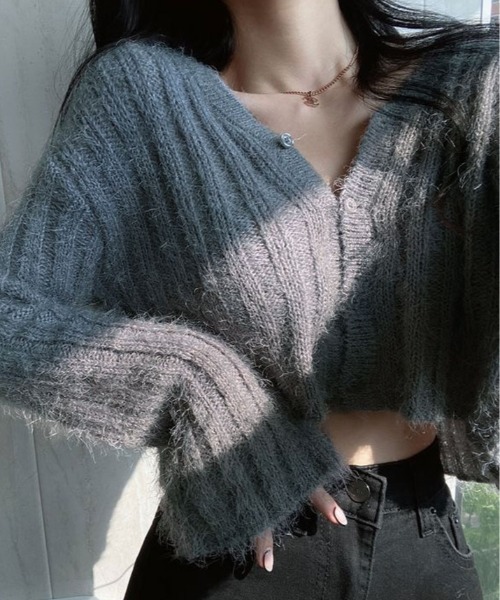 kirakiraShop(キラキラショップ)の「スリーブ フレア ショート ニット カーディガン(ニット/セーター・レディース・ブラック/グレー/ブルー/ピンク・FREE)」の9枚目の写真