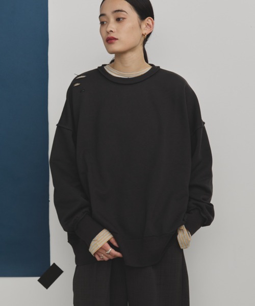 MERLOT(メルロー)の「裏毛ダメージデザインスウェット(スウェット・レディース・ブラック/グレー・FREE)」の19枚目の写真