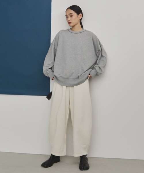 MERLOT(メルロー)の「裏毛ダメージデザインスウェット(スウェット・レディース・ブラック/グレー・FREE)」の9枚目の写真