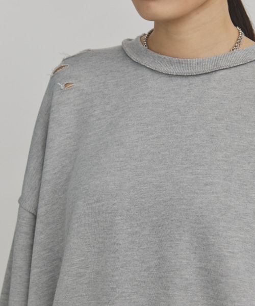 MERLOT(メルロー)の「裏毛ダメージデザインスウェット(スウェット・レディース・ブラック/グレー・FREE)」の13枚目の写真