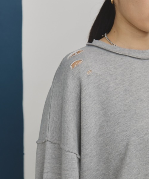 MERLOT(メルロー)の「裏毛ダメージデザインスウェット(スウェット・レディース・ブラック/グレー・FREE)」の14枚目の写真