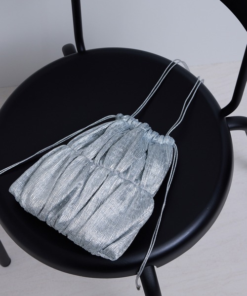 ROPE' PICNIC（ロペピクニック）の「メタリックワンハンドルシャーリングミドルバッグ（ショルダーバッグ・レディース・シルバー/ブラック系その他2・FREE）」の16枚目の写真