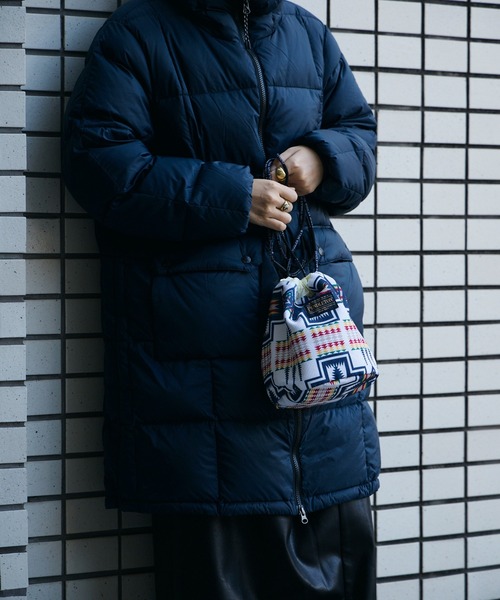 PENDLETON(ペンドルトン)の「【 PENDLETON / ペンドルトン 】コーデュロイ ドローバック 巾着バックCORDUROY DRAW BAG(ショルダーバッグ・レディース・オフホワイト/ブラック/ブルー・FREE)」の21枚目の写真