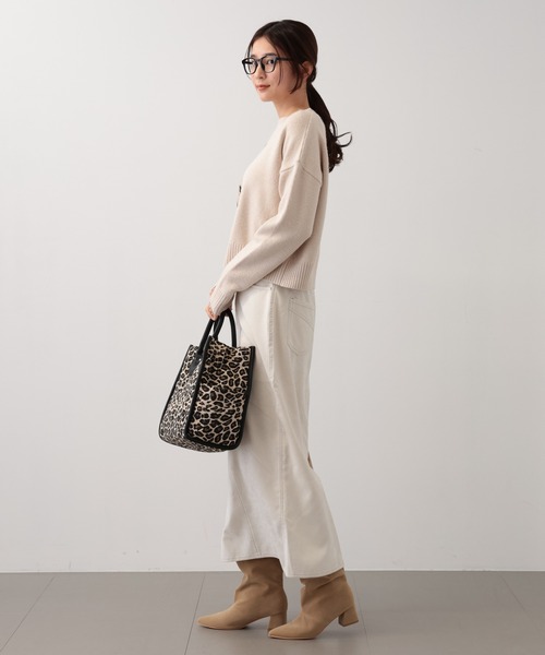 saloon（サルーン）の「SALOON(サルーン)/ワイドシャフトロングブーツ（ブーツ・レディース・ベージュ/ブラック・MEDIUM/LARGE/SMALL）」の15枚目の写真