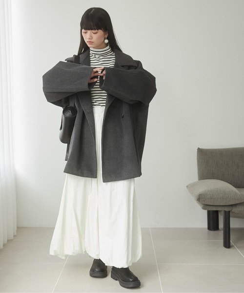 ANGIE（アンジー）の「フェイクウール ミドル コクーンコート（ピーコート・レディース・ダークグレー/ブラック系その他/アイボリー/ブラック・FREE）」の13枚目の写真