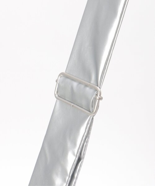 notch.（ノッチ）の「シャイニーショルダーバッグ（ショルダーバッグ・レディース・シルバー系/ブラック・ONESIZE）」の20枚目の写真