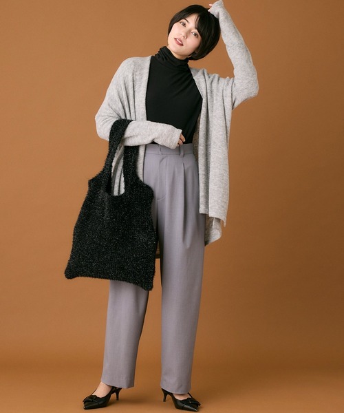 INED CLARO（イネドクラロ）の「フェアリーブークレカーディガン（カーディガン/ボレロ・レディース・ベージュ/グレー・フリー）」の5枚目の写真