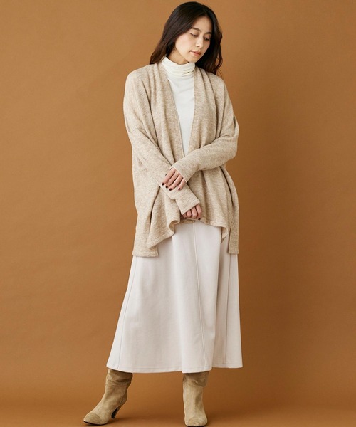 INED CLARO（イネドクラロ）の「フェアリーブークレカーディガン（カーディガン/ボレロ・レディース・ベージュ/グレー・フリー）」の16枚目の写真