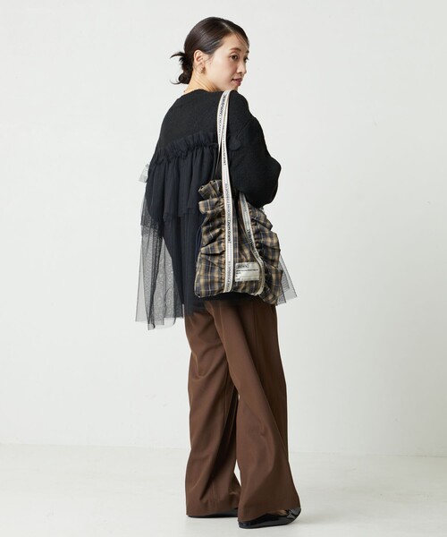 FREAK'S STORE(フリークスストア)の「限定展開 チュール ドッキング ニット プルオーバー(ニット/セーター・レディース・ブラック/ナチュラル/杢グレー/ベージュ/ライトグレー・フリ-)」の6枚目の写真