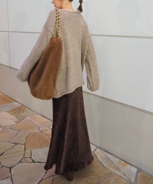 LAULEN(ローレン)の「pattern velor skirt /ベロア無地柄ロングスカート(スカート・レディース・ブラック/アイボリー/ブラウン・FREE)」の8枚目の写真