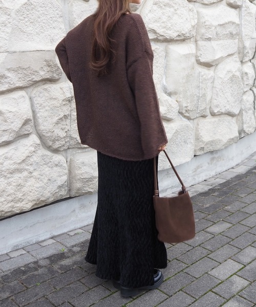 LAULEN(ローレン)の「pattern velor skirt /ベロア無地柄ロングスカート(スカート・レディース・ブラック/アイボリー/ブラウン・FREE)」の15枚目の写真