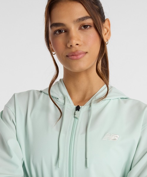 NEW BALANCE（ニューバランス）の「ストレッチウーブンジャケット（パーカー・レディース・ブラック/ミント/サンドグレー・SMALL/MEDIUM/LARGE）」の17枚目の写真