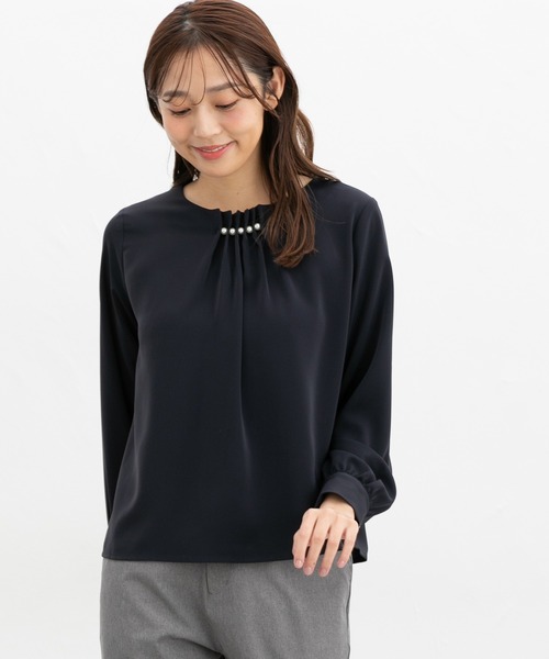 Honeys（ハニーズ）の「パール使いブラウス（シャツ/ブラウス・レディース・ピンクベージュ/ネイビー/ホワイト/ライトグリーン・3L/L/LL/M/S）」の13枚目の写真