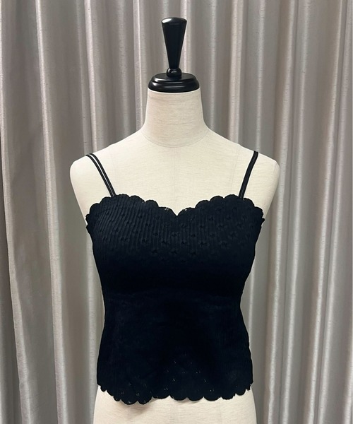 Olu.（オルドット）の「スカラップカップ付きインナー（キャミソール・レディース・ホワイト/ブラック・FREE）」の2枚目の写真