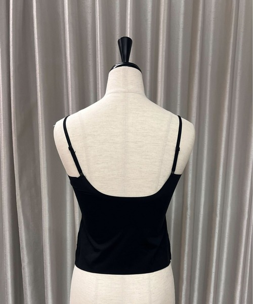 Olu.（オルドット）の「スカラップカップ付きインナー（キャミソール・レディース・ホワイト/ブラック・FREE）」の11枚目の写真