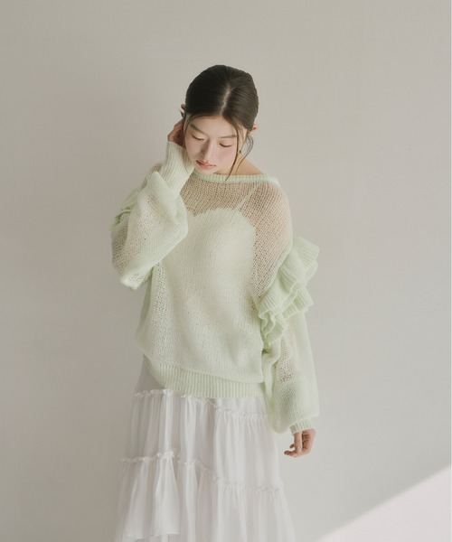 Olu.（オルドット）の「スカラップカップ付きインナー（キャミソール・レディース・ホワイト/ブラック・FREE）」の5枚目の写真