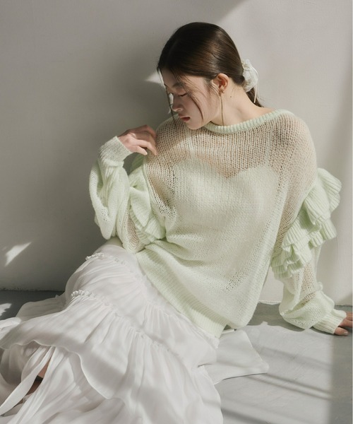 Olu.（オルドット）の「スカラップカップ付きインナー（キャミソール・レディース・ホワイト/ブラック・FREE）」の7枚目の写真