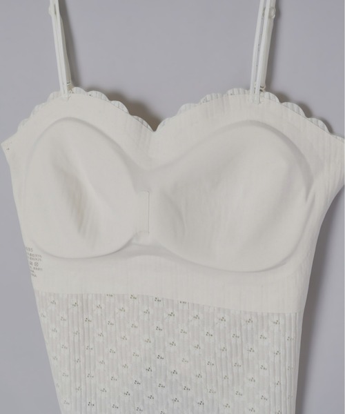 Olu.（オルドット）の「スカラップカップ付きインナー（キャミソール・レディース・ホワイト/ブラック・FREE）」の20枚目の写真