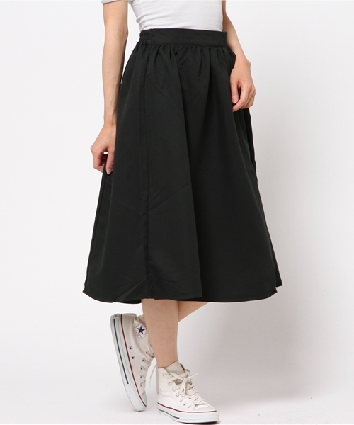 earth music&ecology(アースミュージックアンドエコロジー)の「ミモレフレアースカート(スカート・レディース・レッド/ウッド/キャメル/モスグリーン/ブラック/カーキ/ネイビー・FREE)」の4枚目の写真