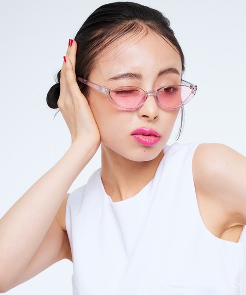 Narcissus（ナルシス）の「【Narcissus】アンダーリムサングラス（サングラス・レディース・イエロー/ピンク・FREE）」の9枚目の写真