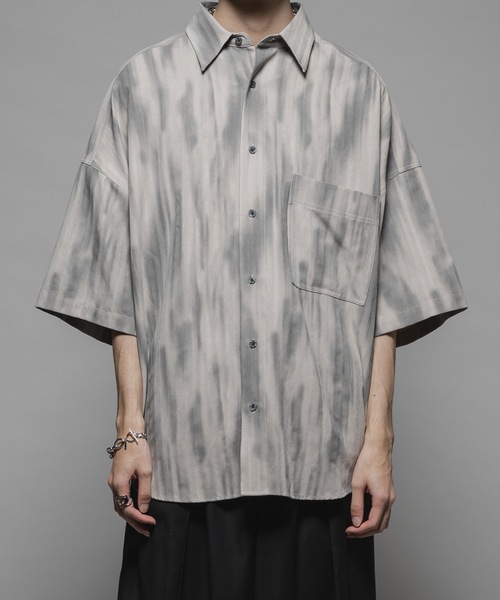 CASPER JOHN（キャスパージョン）の「Tie dye stripe over shirts/タイダイストライプオーバーシャツ（シャツ/ブラウス・メンズ・ホワイト/ブラック/グレイッシュベージュ・X-SMALL/SMALL/MEDIUM/LARGE）」の12枚目の写真