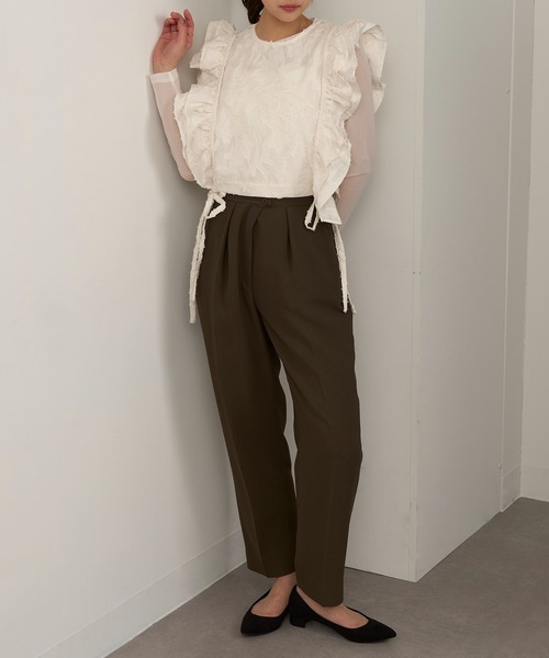 MAGASIN DE MODE Chou Chou(マガジンデモードシュシュ)の「【MAGASIN DE MODE Chou Chou】フリンジジャガードフリルジレ XNN※(ベスト・レディース・アイボリー/ブラック・FREE)」の10枚目の写真
