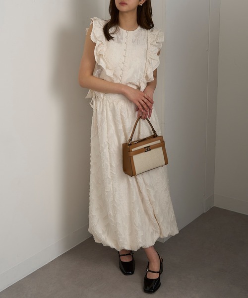 MAGASIN DE MODE Chou Chou(マガジンデモードシュシュ)の「【MAGASIN DE MODE Chou Chou】フリンジジャガードフリルジレ XNN※(ベスト・レディース・アイボリー/ブラック・FREE)」の12枚目の写真