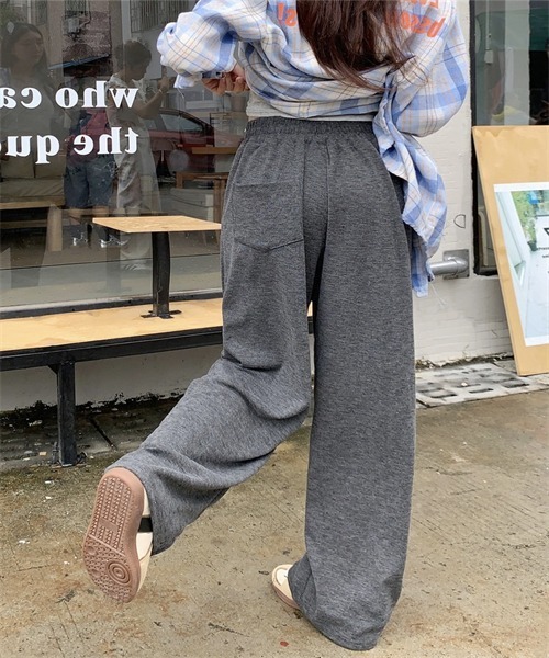 FREE STYLISTS(フリー スタイリスト)の「脇切り替えデザインスウェットパンツ(スウェットパンツ・レディース・ブラック/ライトグレー/チャコールグレー・M/L/XL/S)」の14枚目の写真