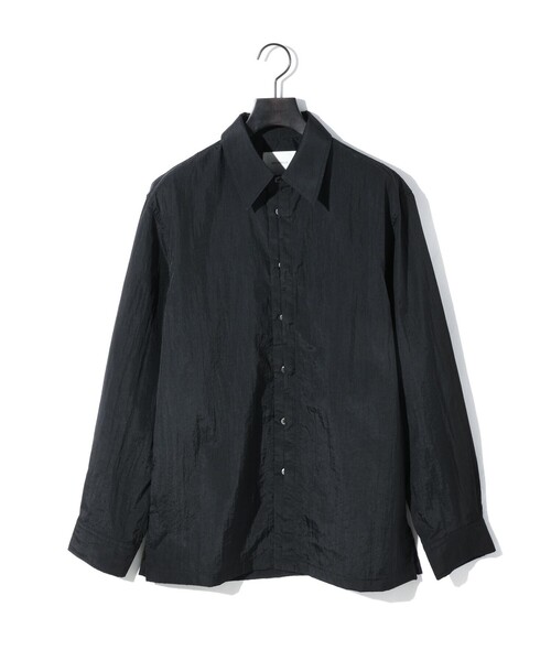 MIDIUMISOLID（ミディウミソリッド）の「MIDIUMISOLID Men’s フライフロントナイロンシャツ（シャツ/ブラウス・メンズ・ベージュ/ブラック/オフホワイト・48）」の4枚目の写真