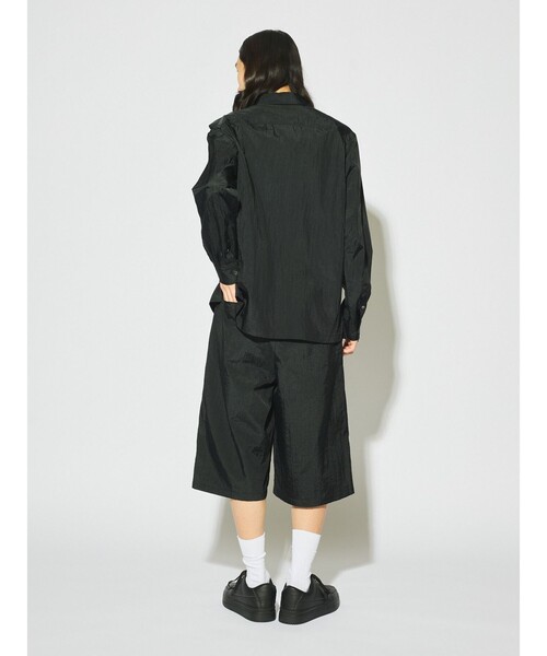 MIDIUMISOLID（ミディウミソリッド）の「MIDIUMISOLID Men’s フライフロントナイロンシャツ（シャツ/ブラウス・メンズ・ベージュ/ブラック/オフホワイト・48）」の15枚目の写真