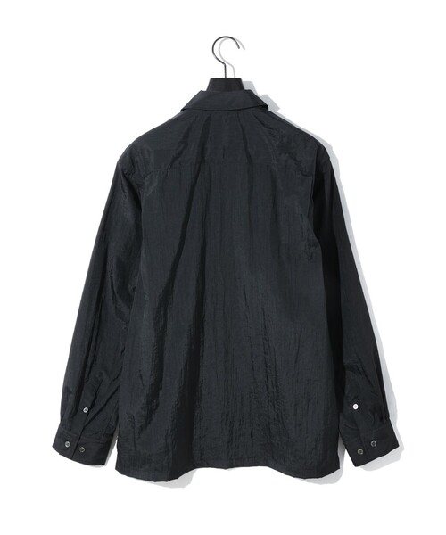 MIDIUMISOLID（ミディウミソリッド）の「MIDIUMISOLID Men’s フライフロントナイロンシャツ（シャツ/ブラウス・メンズ・ベージュ/ブラック/オフホワイト・48）」の21枚目の写真