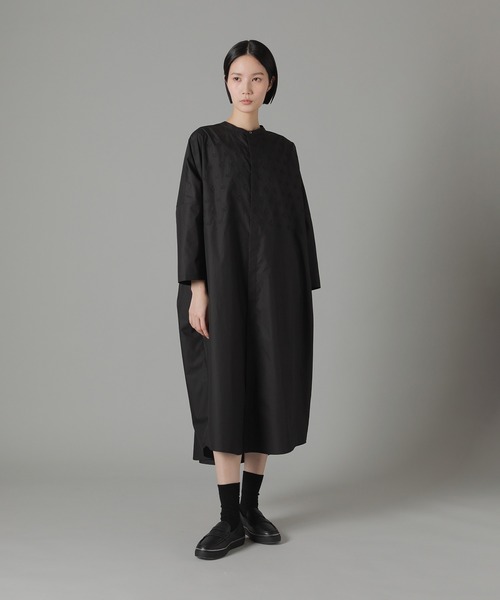 ZUCCa（ズッカ）の「リーフエンブロイダリー / ワンピース / (O)（ワンピース・レディース・ブラック/ライトブルー/ホワイト・M size）」の7枚目の写真