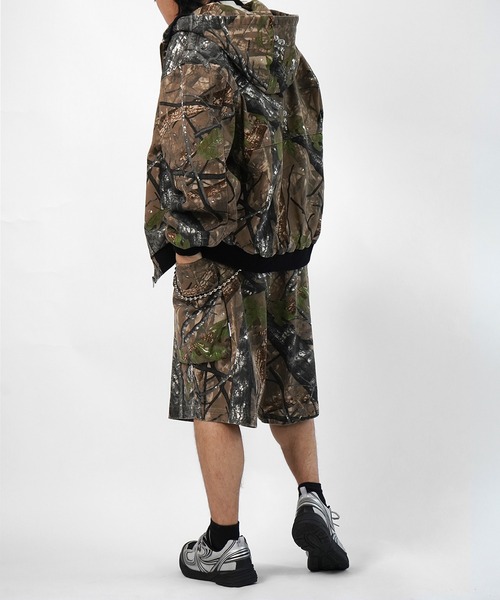 ILL'S（イルズ）の「【Labordi / ラボード】ツリーカモ柄 リアルツリー / デニム / ケミカル加工 ボックスシルエット フーディー ミリタリーフードジャケット メンズ レディース（デニムジャケット・メンズ・ブラック/ブラウン/グレー/ブラック系その他/カーキ/ホワイト・L/M）」の11枚目の写真