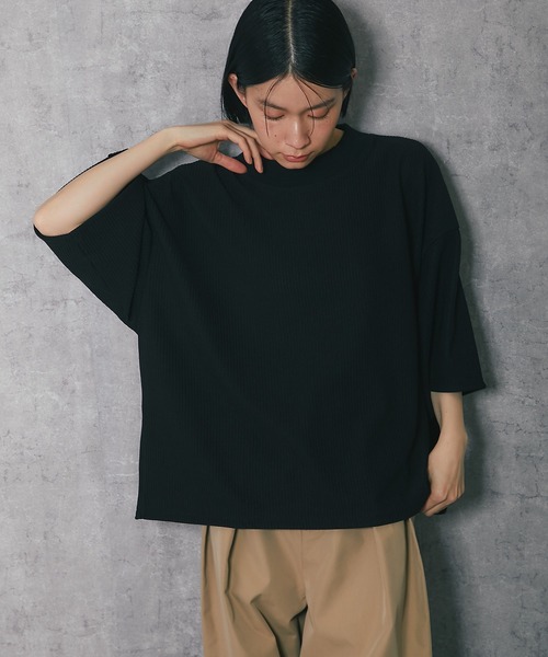 ANOTHER S(アナザーエス)の「モックネック半袖トップス(Tシャツ/カットソー・レディース・アイボリー/ブラック・M)」の19枚目の写真