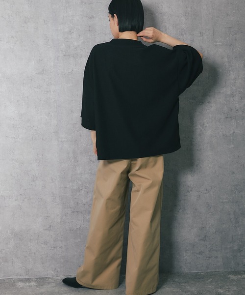 ANOTHER S(アナザーエス)の「モックネック半袖トップス(Tシャツ/カットソー・レディース・アイボリー/ブラック・M)」の14枚目の写真