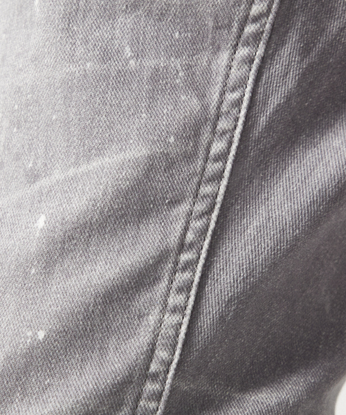 5351 POUR LES HOMMES(ゴーサンゴーイチプールオム)の「【25S/S】プリント テーパード デニム パンツ / オリジナルバンダナ付き(デニムパンツ・メンズ・ライトグレー/グリーン/ライトブルー・44/46/48/50)」の19枚目の写真