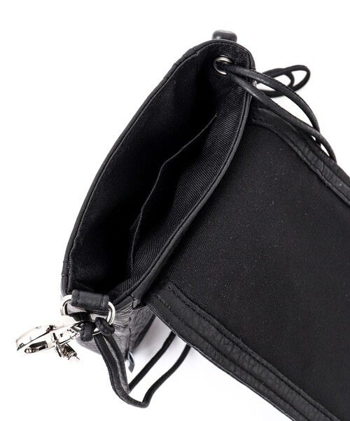 waku（ワク）の「【waku/ワク】レザーフラップショルダー WK-0003（ショルダーバッグ・メンズ・ブラック・FREE）」の6枚目の写真